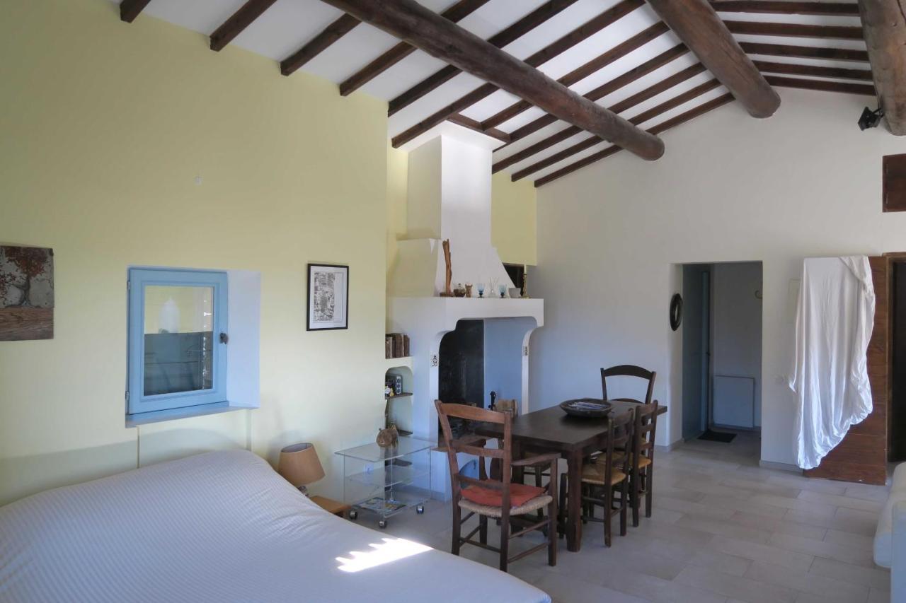 Bastide Au Coeur Du Luberon Apartment Горд Екстериор снимка